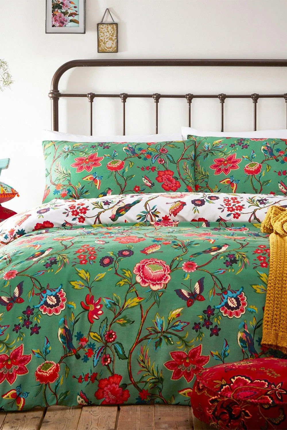 Bedding | Pomelo Tropical Floral Reversible Duvet Cover Set | Furn