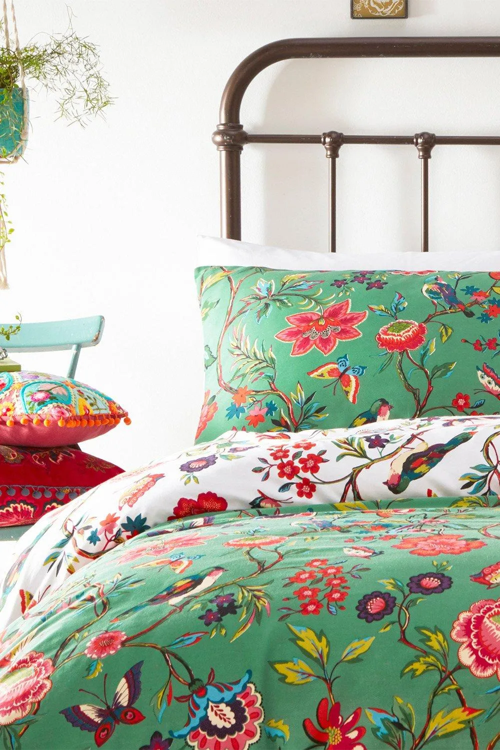 Bedding | Pomelo Tropical Floral Reversible Duvet Cover Set | Furn