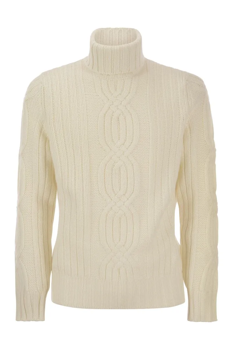 BRAIDED CASHMERE TURTLENECK SWEATER