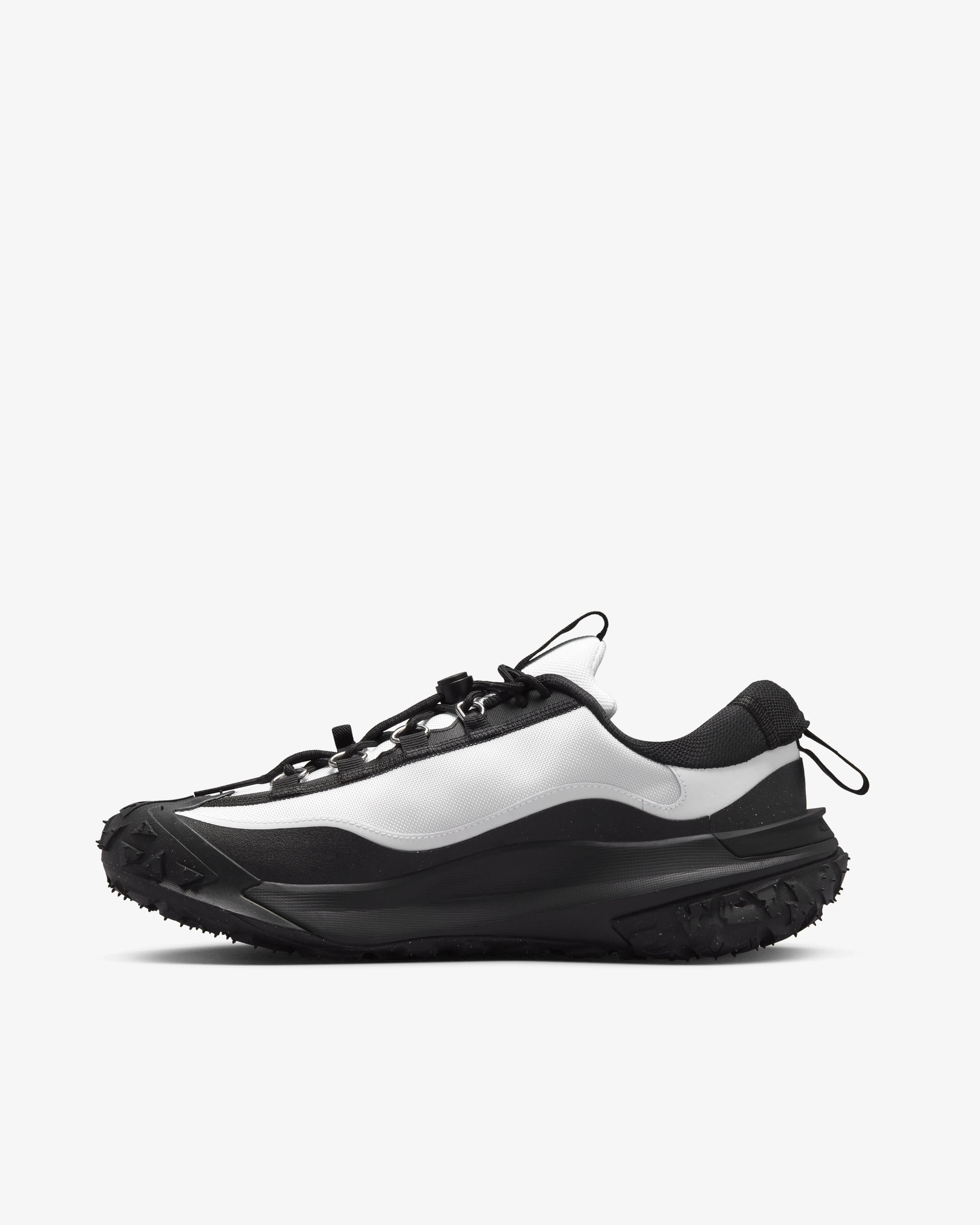 Comme Des Garons Homme Plus - Nike ACG Mountain Fly 2 Low Sneakers - (Black/White)