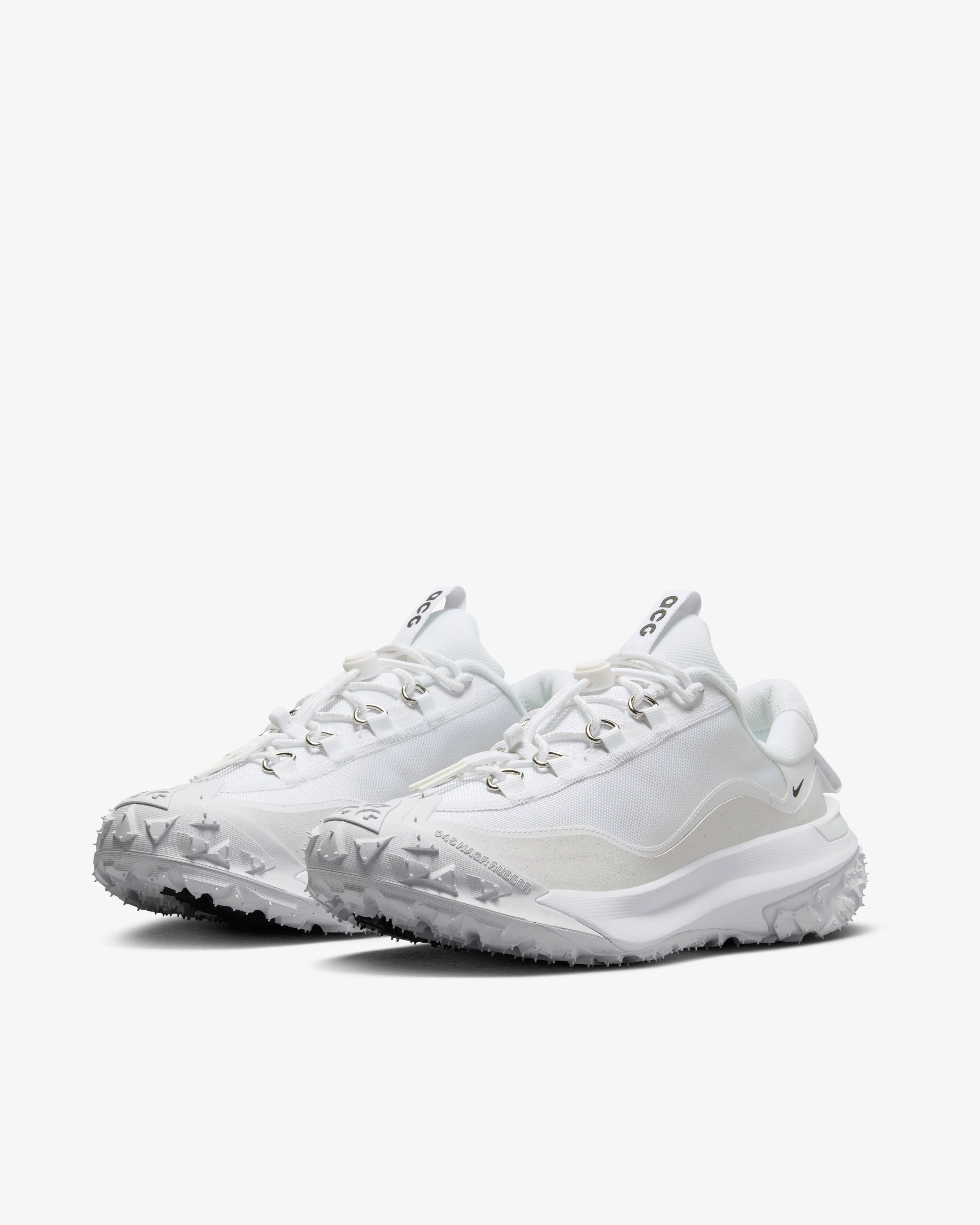 Comme Des Garons Homme Plus - Nike ACG Mountain Fly 2 Low Sneakers - (White)