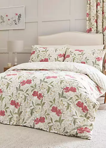 Dreams & Drapes Red Sandringham Duvet Cover Set | Kaleidoscope