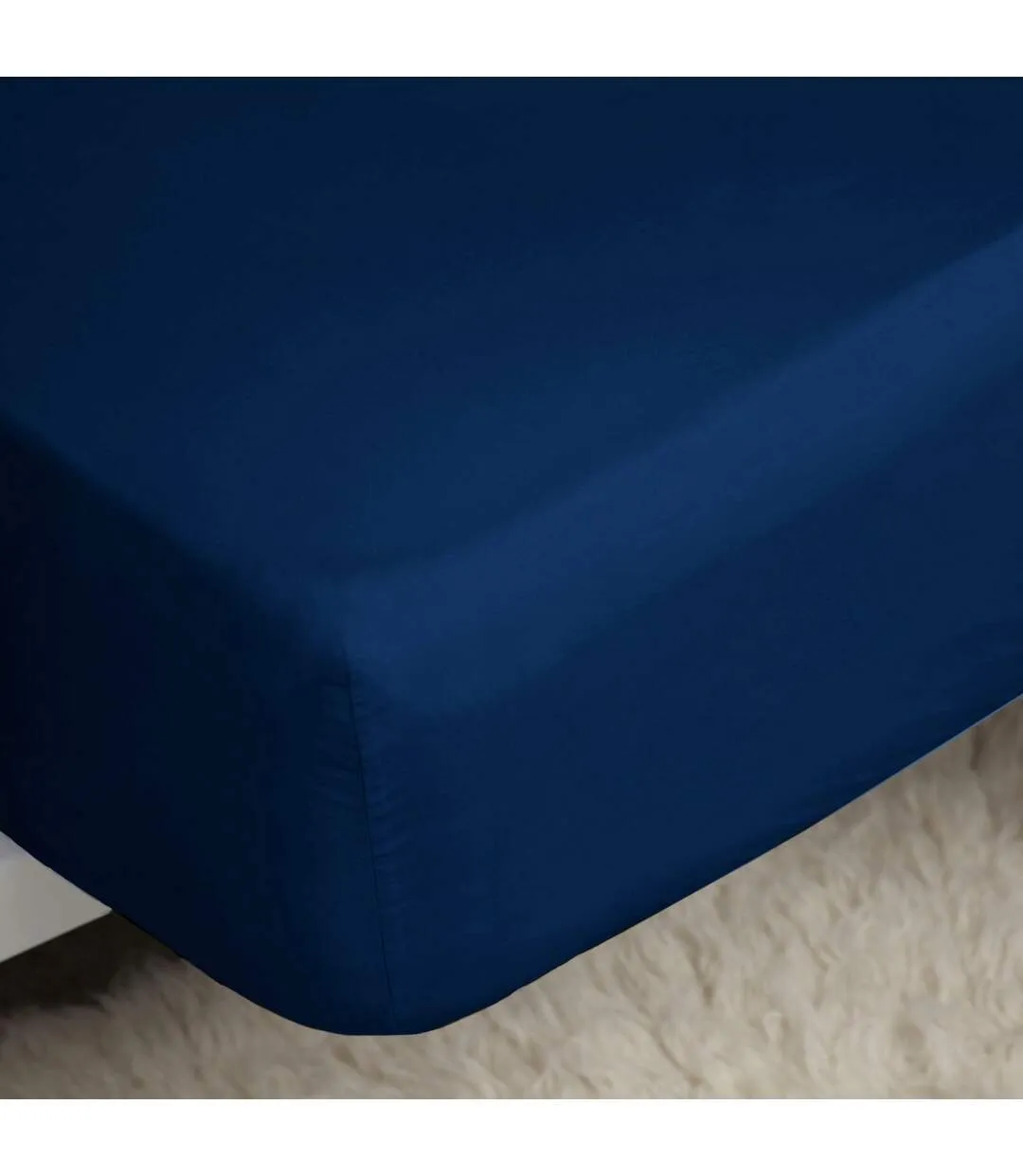 Easycare percale fitted sheet navy Belledorm