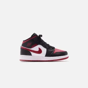 Jordan    nike grade school air  1 mid