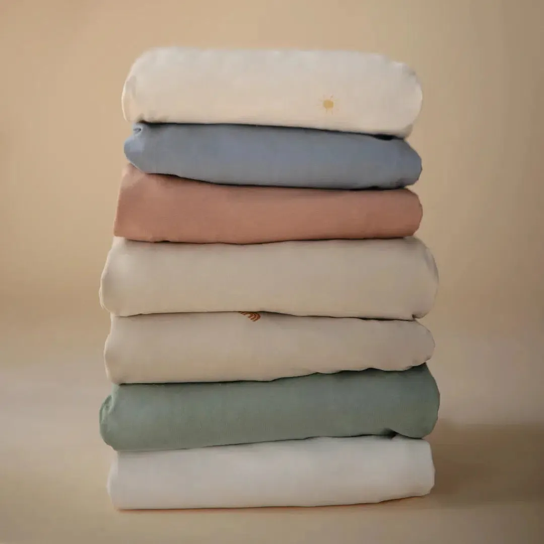 Mushie - Stretchy Crib Sheet - Blush