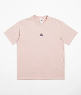 Nike ACG Lungs T-Shirt - Pink Oxford