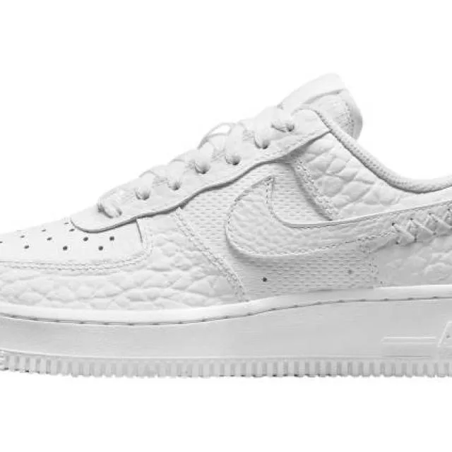 NIKE AIR FORCE 1 LOW COLOR OF THE MONTH TRIPLE WHITE