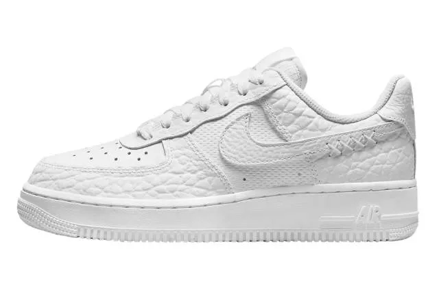 NIKE AIR FORCE 1 LOW COLOR OF THE MONTH TRIPLE WHITE