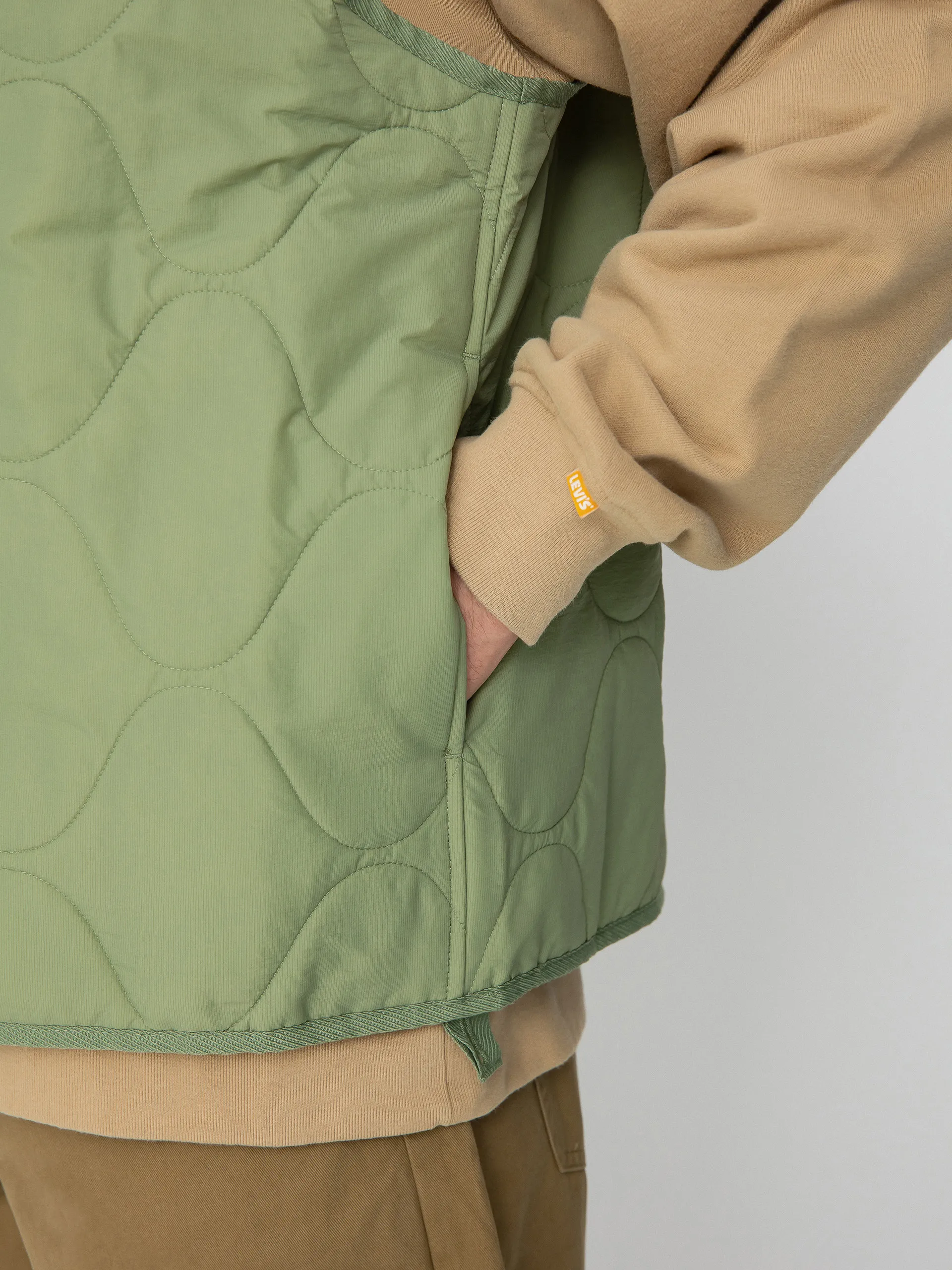 Nike SB Wvn Insulated Military Vest (oil green/white)