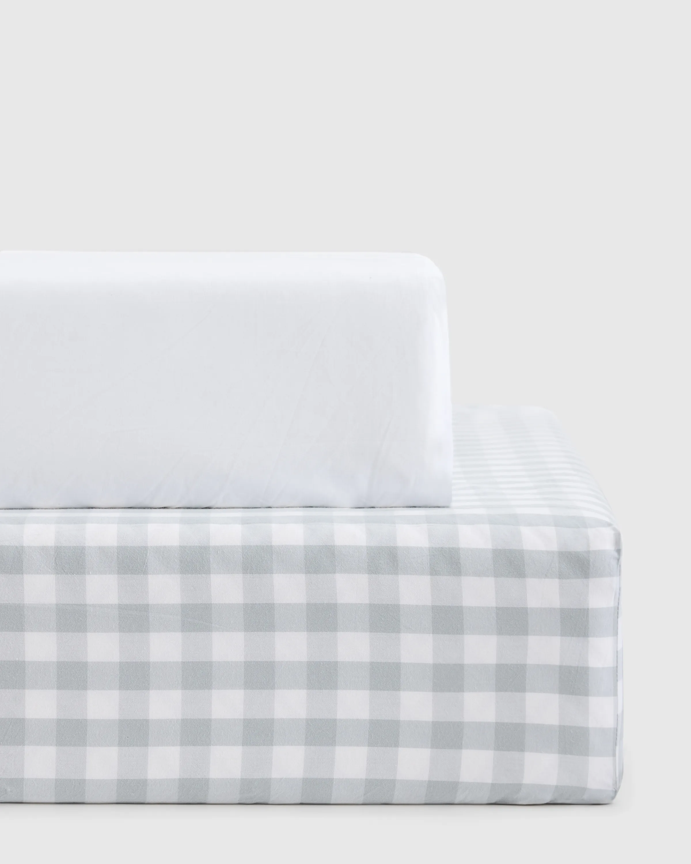 Organic Percale Gingham Crib Sheet 2-Pack