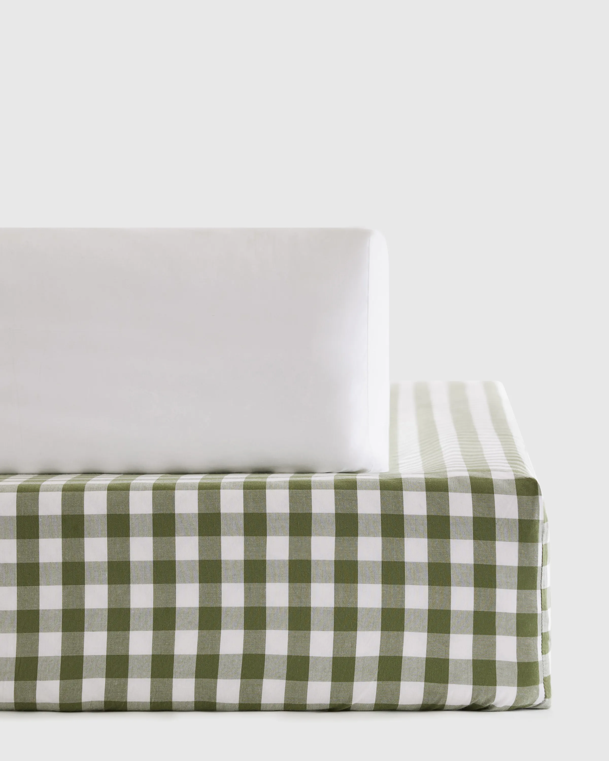 Organic Percale Gingham Crib Sheet 2-Pack