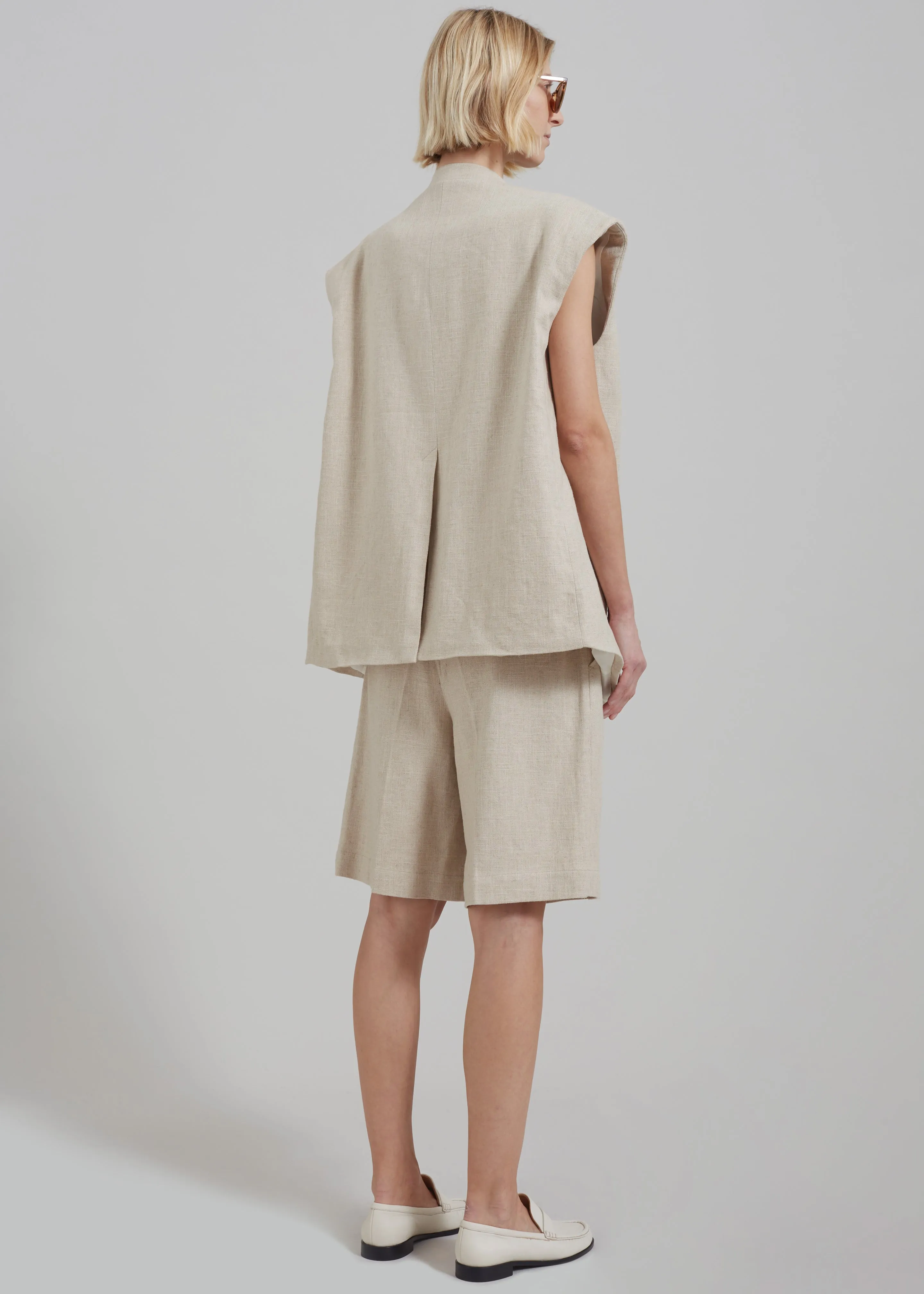 Remain Oversized Vest - Tofu Beige